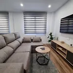 Tu Hogar En - Garaje Grande - 3hab 2banos- Ideal Familias * גיחון